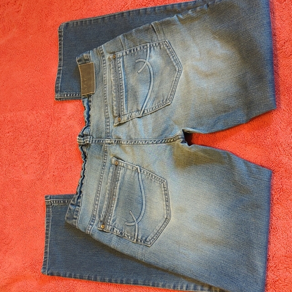 Brand name jeans - Picture 2 of 4